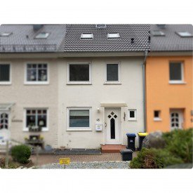 Hauptbild Familienfreundliches RMH || einziehen und wohlfühlen || regelmäßig instandgehalten